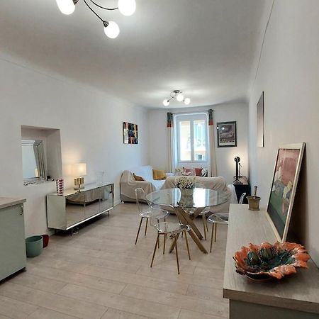 Lympia - Beach & Ferry By Foot Balcony - By Tgb Nizza Exterior foto